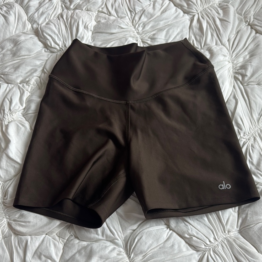 ALO Yoga Women's Brown Shorts